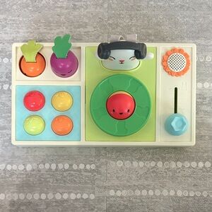 Skip hop DJ farm stand EUC